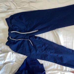 Fab let’s scrubs navy blue